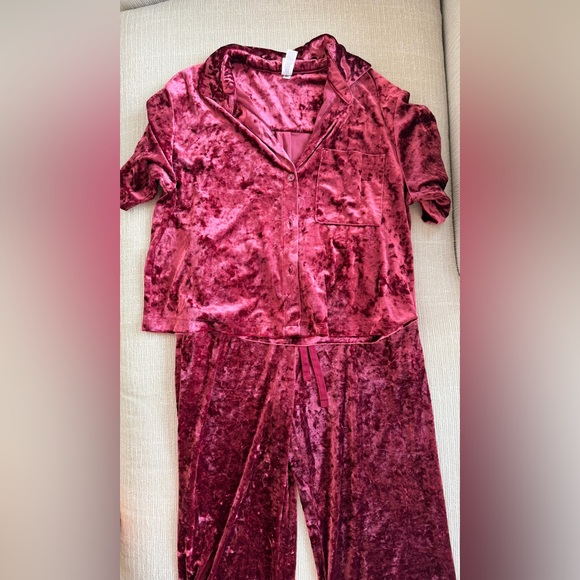 Stars Above Velvet Velour Pajama Set Small - Picture 3 of 7